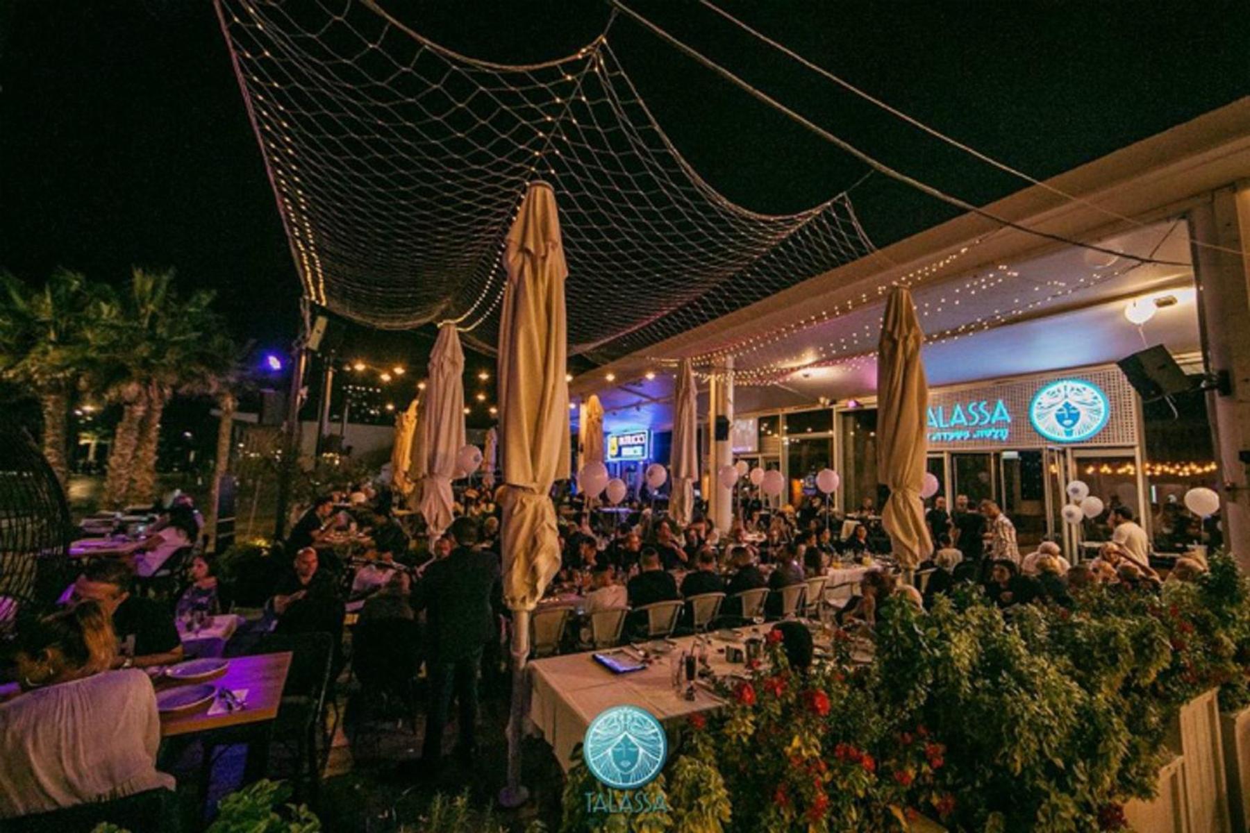 斯帕特海滩酒店 巴特亚姆 外观 照片