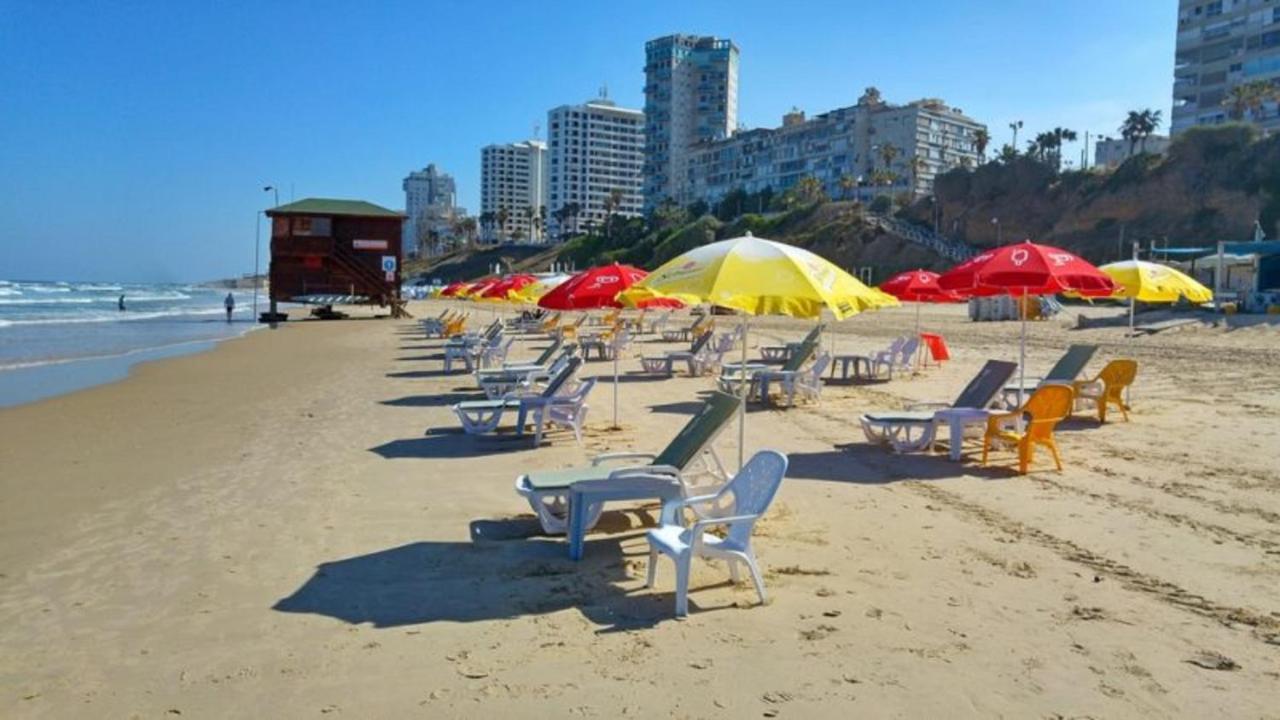 斯帕特海滩酒店 巴特亚姆 外观 照片